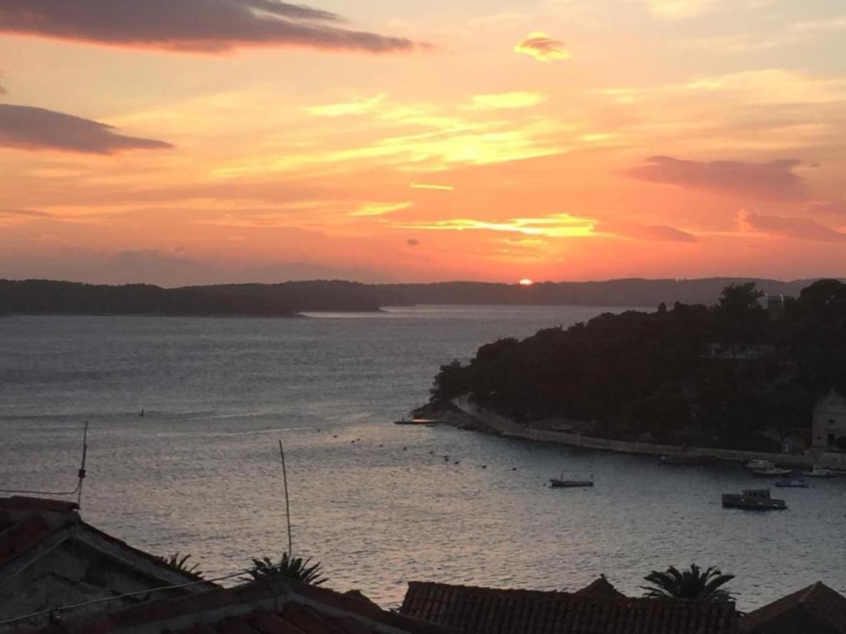 Hvar Old Dalmatian House Junior Suite - Deck 3 Хвар Екстериор снимка